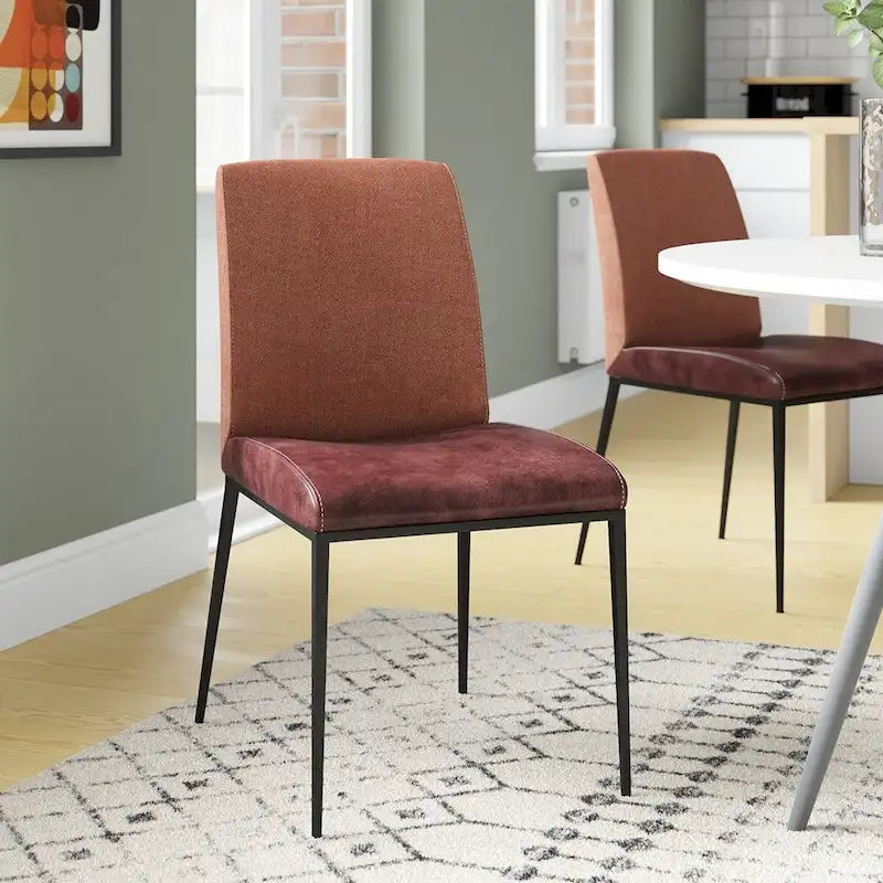 Lot de deux chaises en acier inoxydable marron et rouille